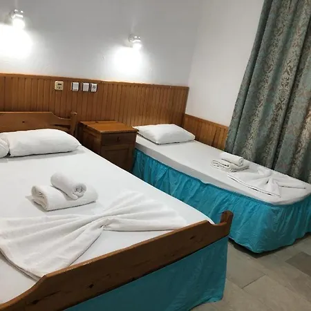 Evin Guest house Side