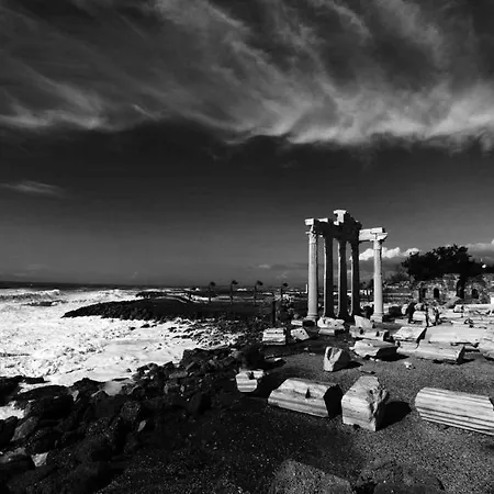 Guest house Evin Side