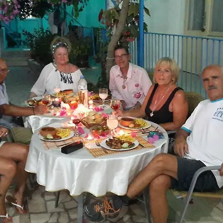 Evin Guest house 2*