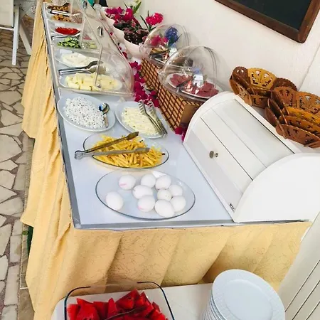 Evin Guest house 2*